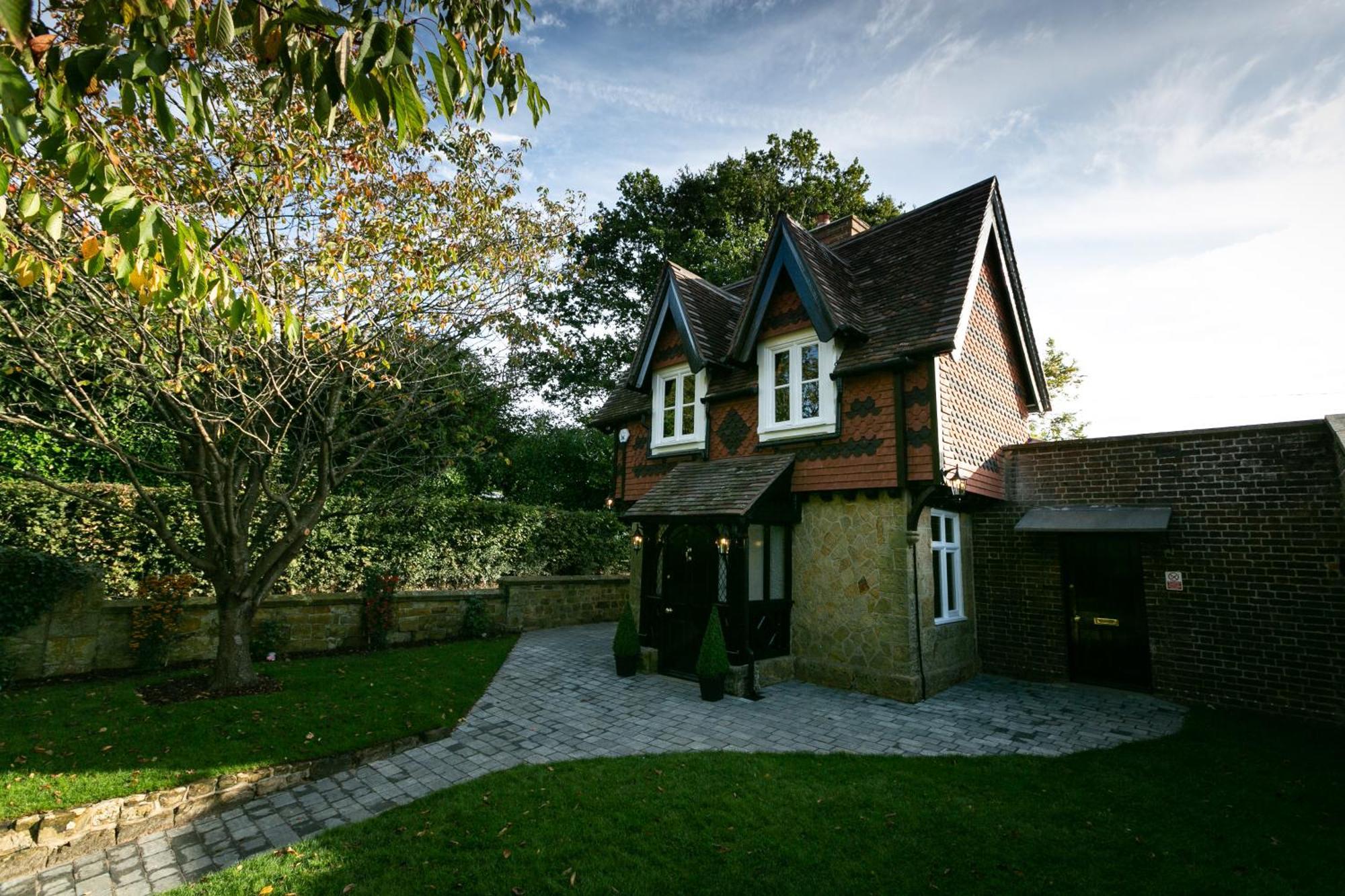Accommodation At Salomons Estate Royal Tunbridge Wells Exterior photo